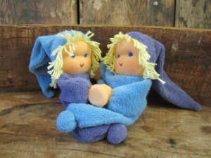 2 Noesjes kant en klaar, 16 cm KKN04