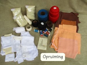 Restant poppenmaak materialen 3